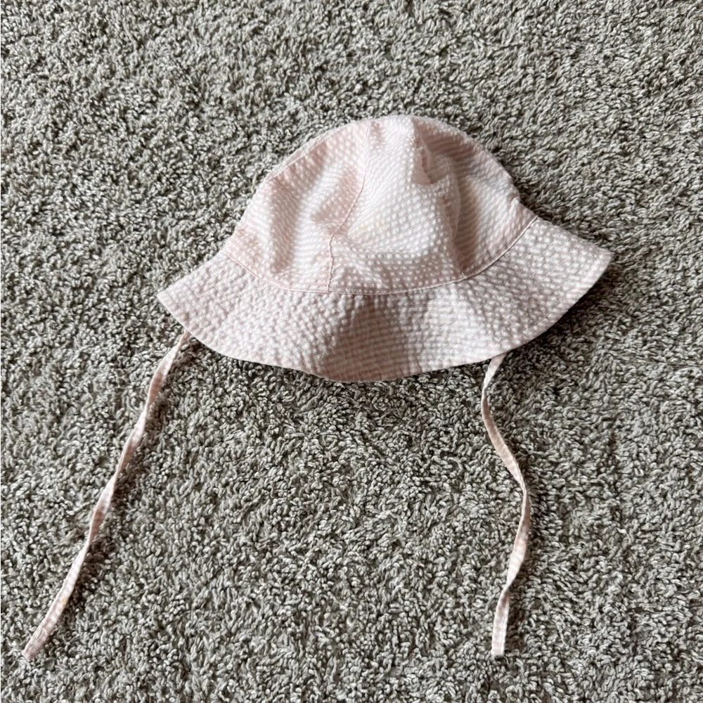H&M Baby sun hat Kids' Hat with Chin straps pink size 12-18 months